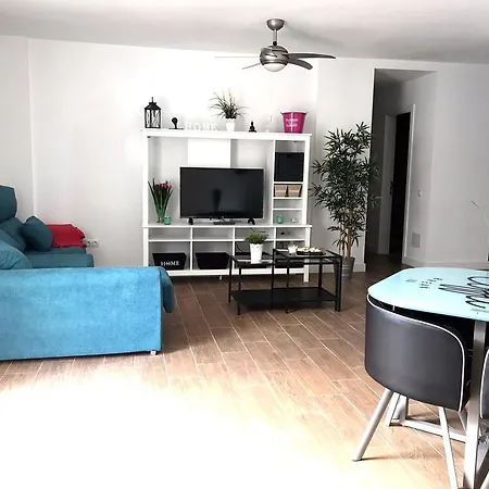 Calle Triana Apartment *
