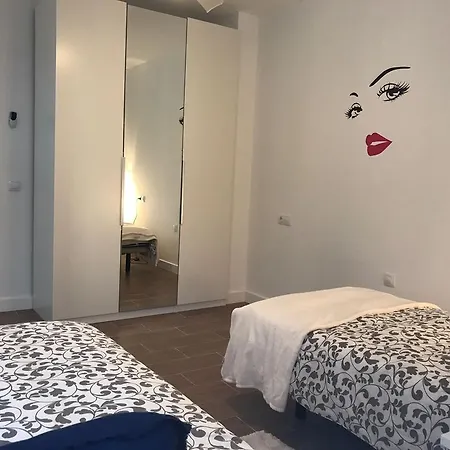 Calle Triana Apartment *